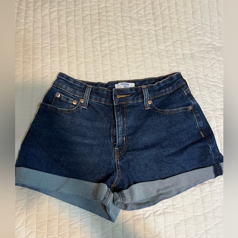 Levi Jean Shorts